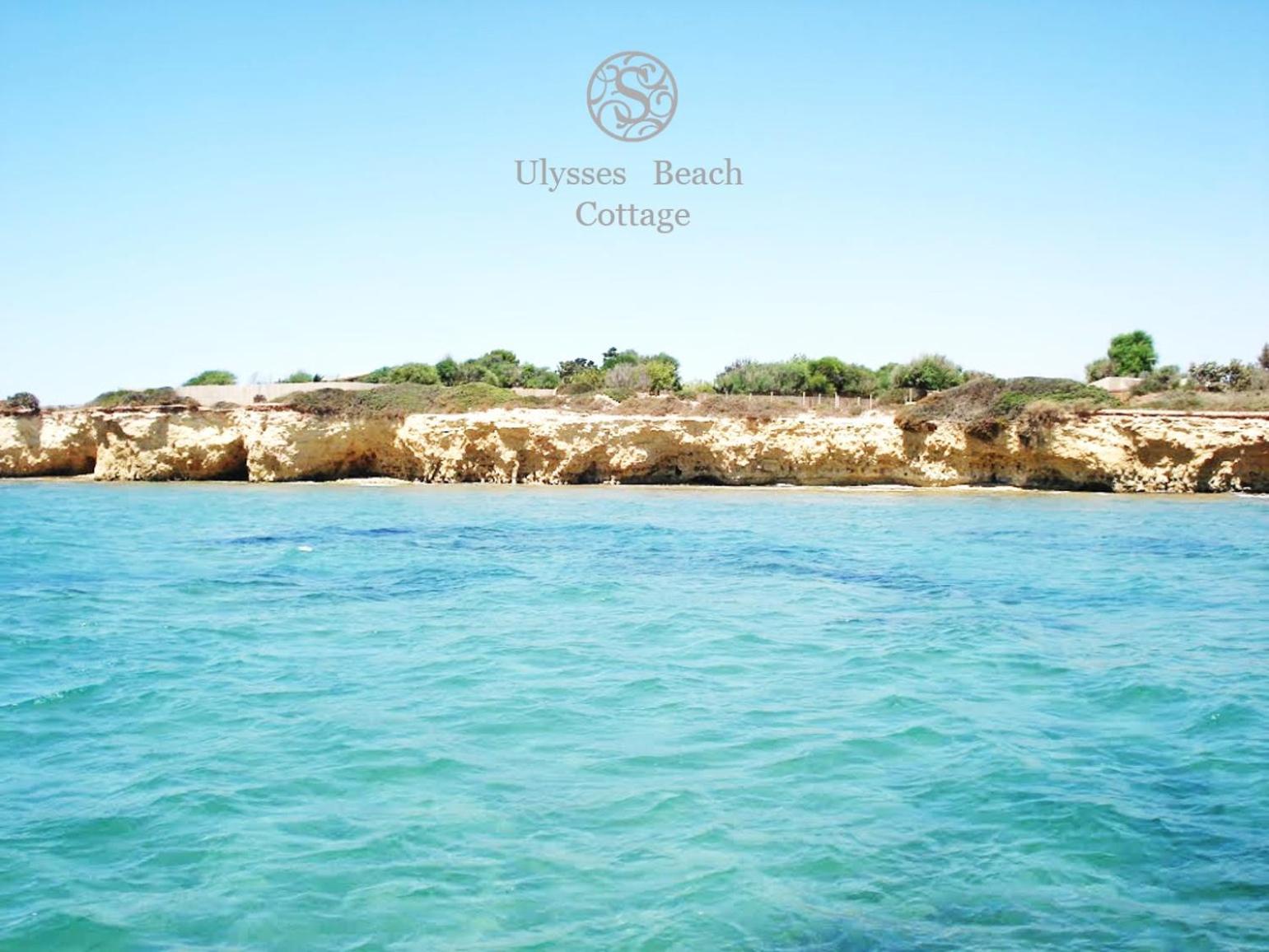 CASA SULLA SPIAGGIA con ACCESSO E SPIAGGIA PRIVATA Santa Maria Del Focallo Exterior foto